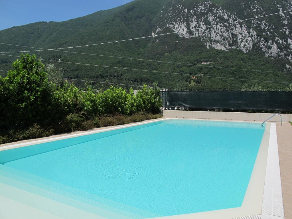 Appartamenti Donatello Toscolano Maderno Luaran gambar
