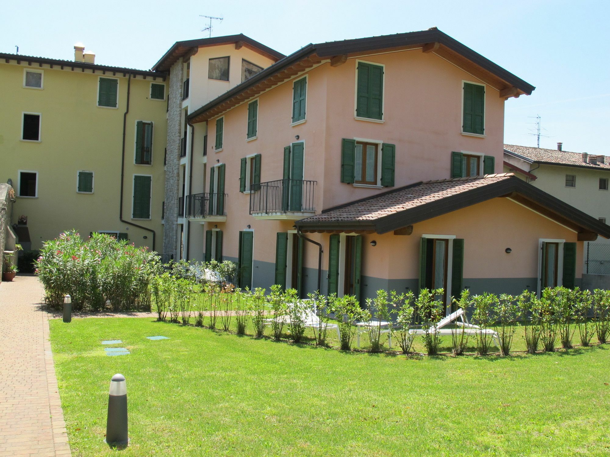 Appartamenti Donatello Toscolano Maderno Luaran gambar
